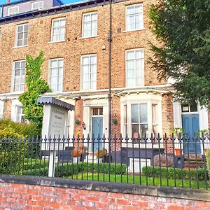 Holmwood House Guest Guest house York