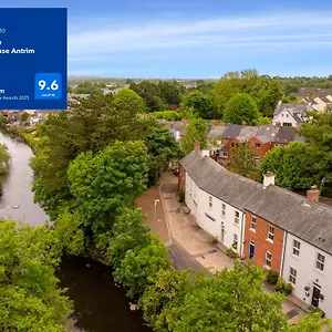 Holiday home Riverside Townhouse